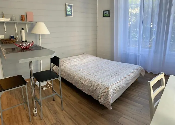 Le Coeur, Studio Central Refait A Neuf, Au Calme